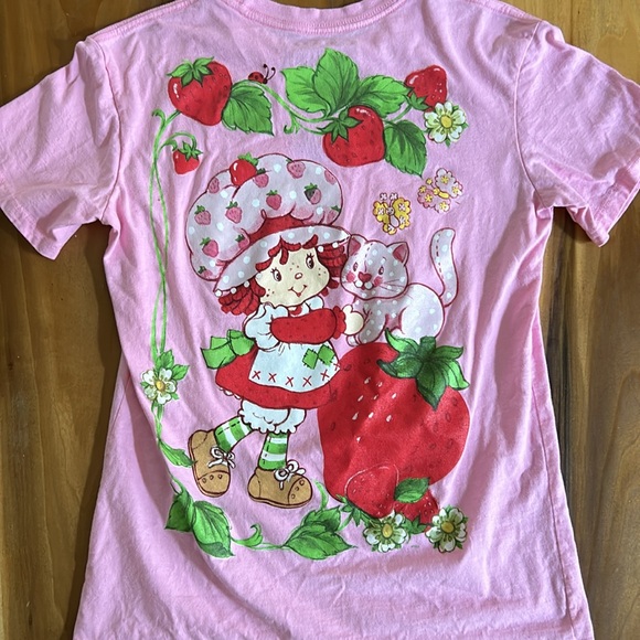 Strawberry 🍓 Shortcake T-shirt Size XS - Picture 4 of 6